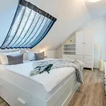 Bernsteinquartier 11 90 *