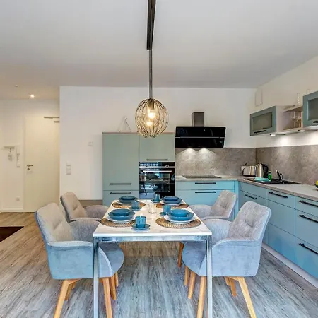 Bernsteinquartier 11 90 *